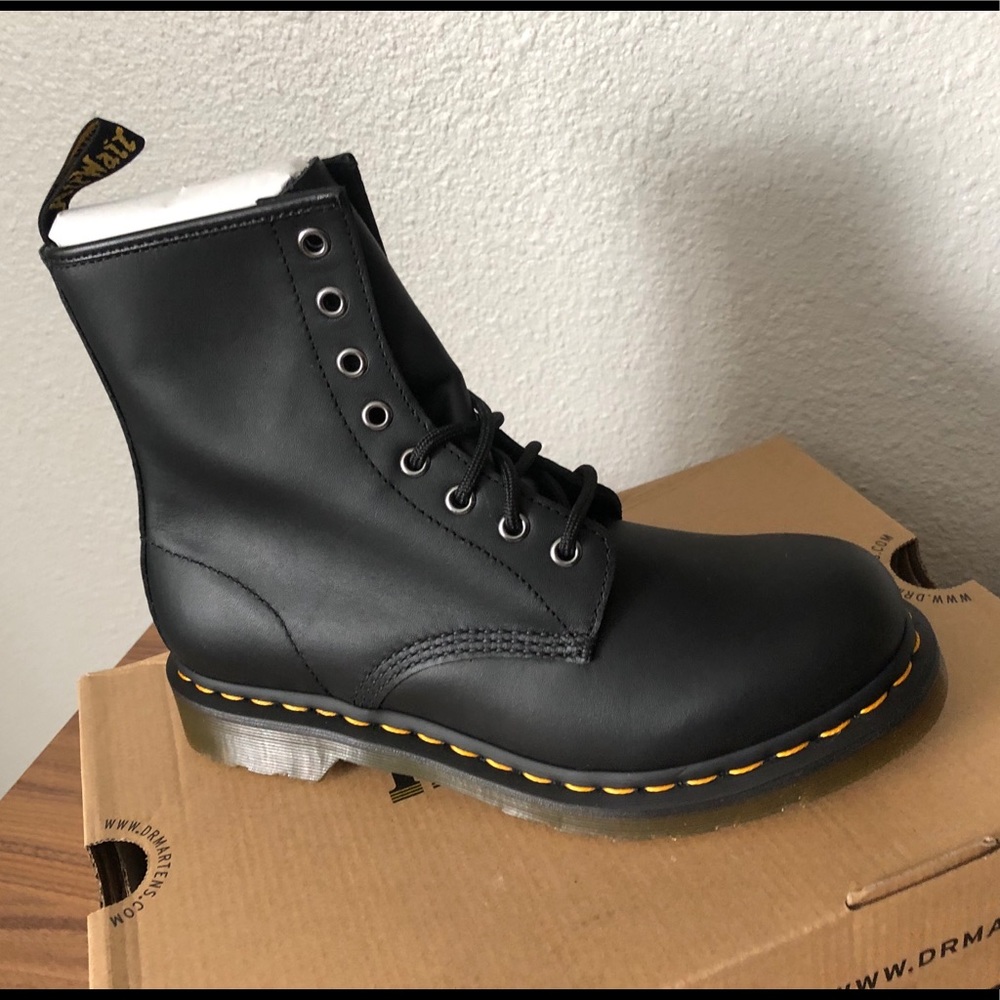 Dr. Martens 1460 WOMEN'S NAPPA LEATHER BOOTS